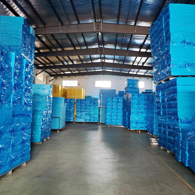 แผ่นโฟมกันน้ำความหนาแน่นสูง ฉนวนกันความร้อนที่ดีที่สุดสำหรับ XPS FOAM BOARD ที่อยู่ตรงกลางประตู